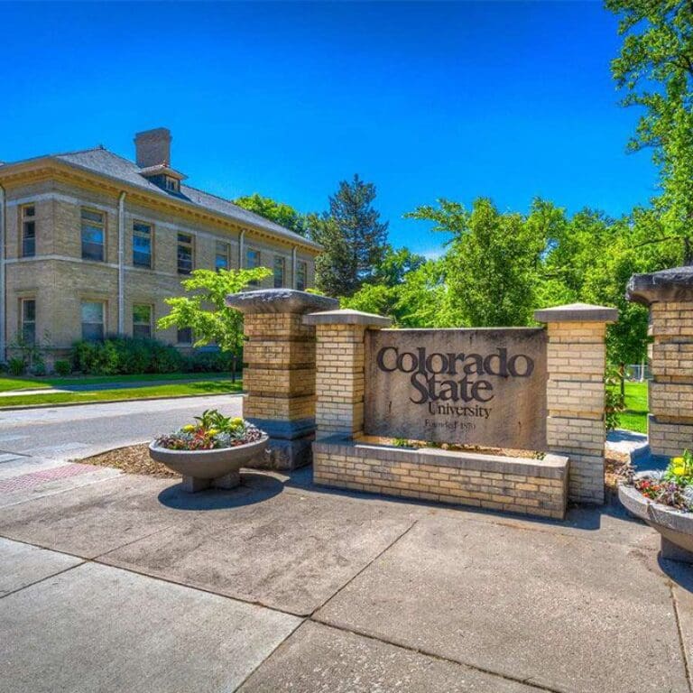 CSU College of Business modernizes and simplifies IT, builds digital future with Azure Stack HCI & DataON